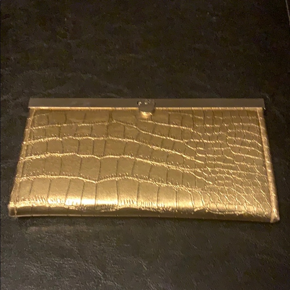 Gold wallet